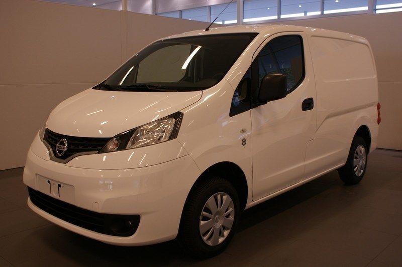 nissan skåp bil ~ begagnad skåp 15 dci 90 working star safety edition nissan skåp bil ~ begagnad skåp 15 dci 90 working star safety edition