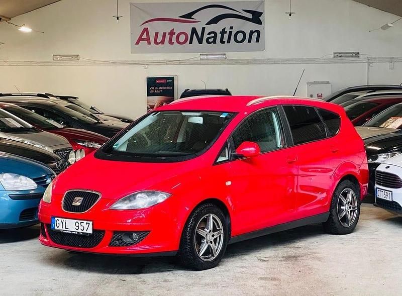 Röd Begagnad 2008 Seat Altea XL Minibuss | 39 900 kr (Marknadspris) - Bild 1/4