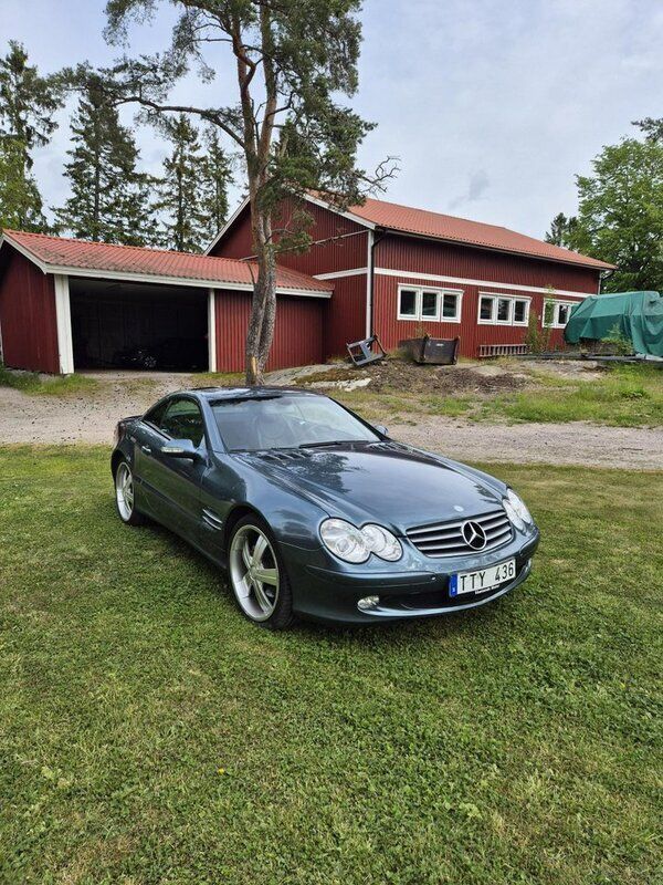 Blå Begagnad 2002 Mercedes SL500 Cab | 300 000 kr - Bild 1/4