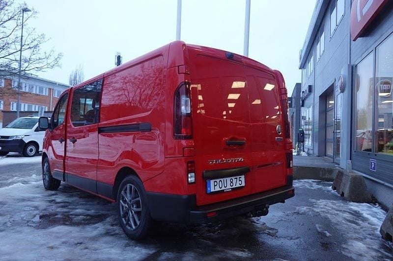 Begagnad Fiat Talento 126 HK (92 kW) 2017 Röd Minibuss