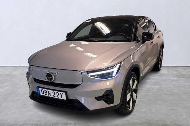 Silver Begagnad 2021 Volvo C40 SUV | 364 800 kr (Marknadspris) - Bild 1/4