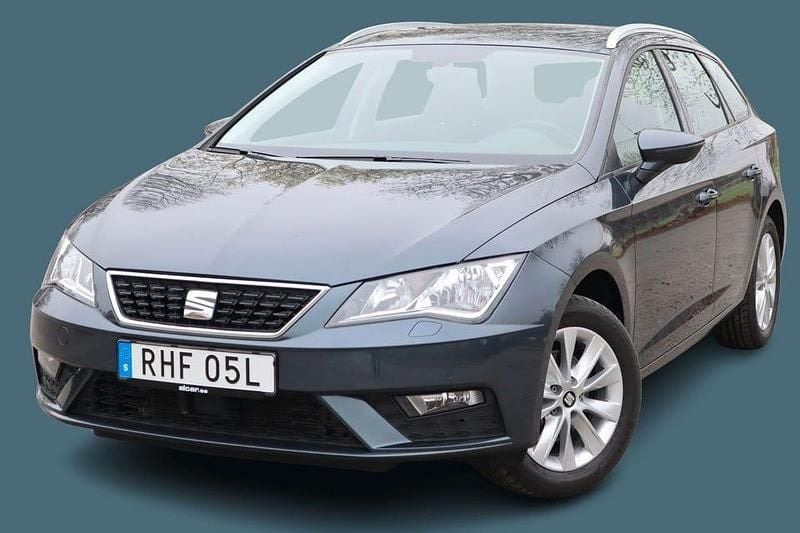 Mörkgrå Begagnad 2020 Seat Leon ST Style Kombi | 148 000 kr (Marknadspris) - Bild 1/4