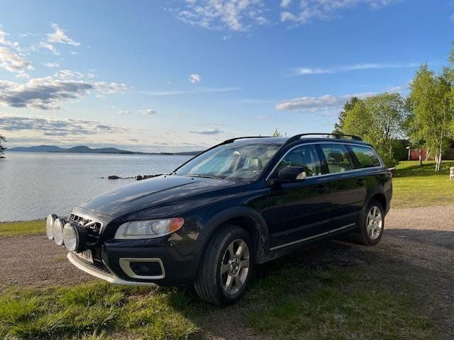 Svart Begagnad 2011 Volvo XC70 Summum SUV | 90 000 kr (Lite dyr) - Bild 1/3