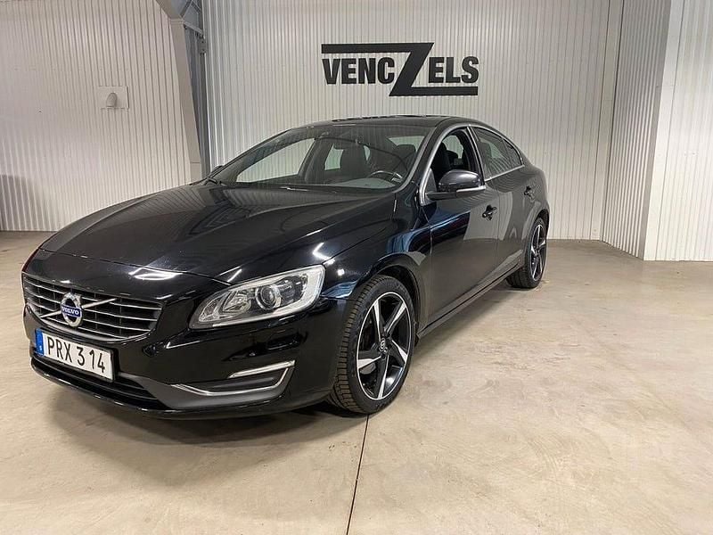 Begagnad Volvo S60 Momentum 181 HK (133 kW) 2014 Svart Sedan