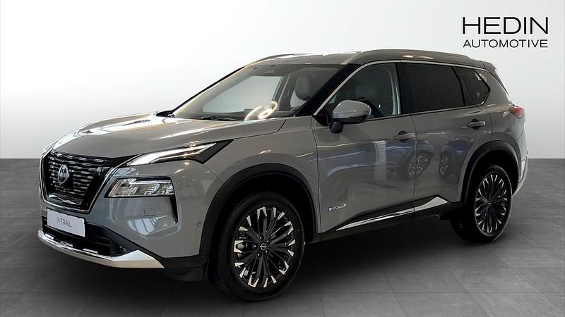 Begagnad Nissan X-Trail Tekna 214 HK (157 kW) 2024 Vit SUV