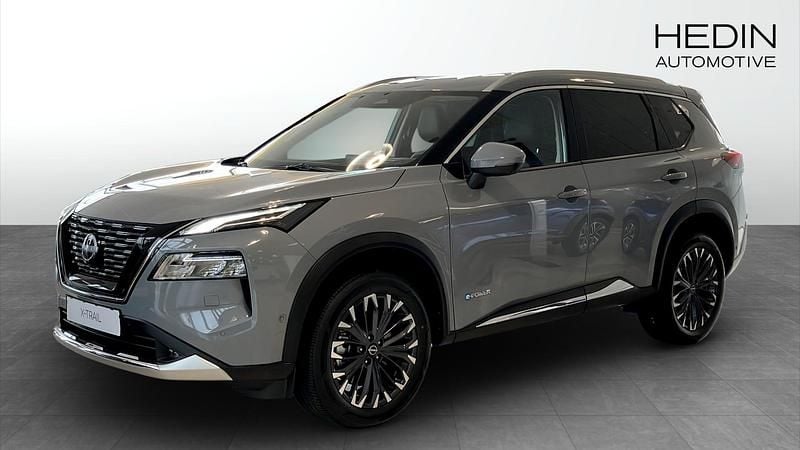 Vit Begagnad 2024 Nissan X-Trail Tekna SUV | 480 900 kr - Bild 1/4