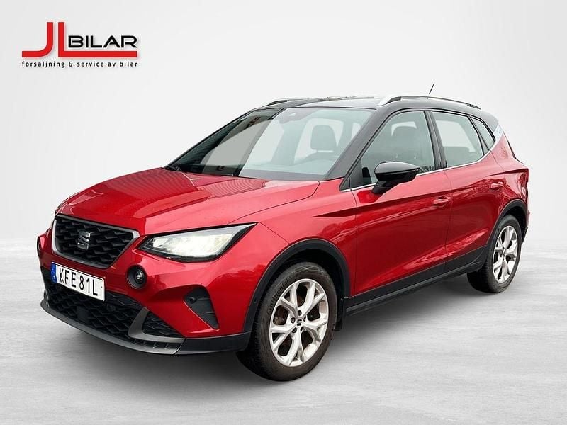 Röd Begagnad 2021 Seat Arona FR SUV | 179 900 kr (Marknadspris) - Bild 1/4