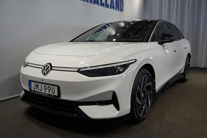 Begagnad VW ID.7 Pro Performance 213 kW (290 HK) 2024 Vit Halvkombi