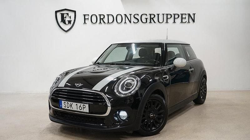 Svart Begagnad 2019 Mini Cooper Pepper Halvkombi | 169 800 kr (Bra pris) - Bild 1/4