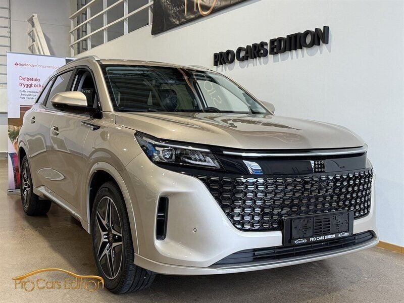 Svart (beige) Ny 2024 DFSK E5 SUV | 459 900 kr - Bild 1/4