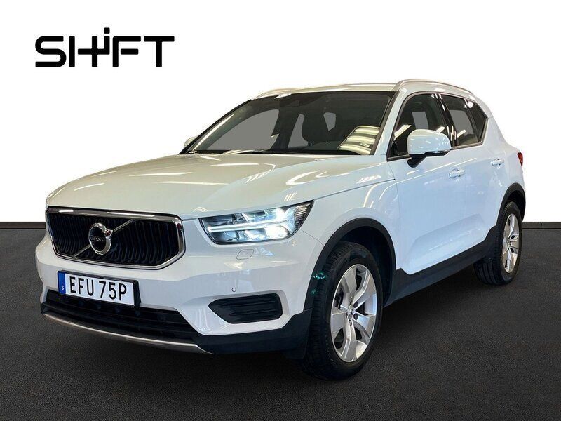 Vit Begagnad 2022 Volvo XC40 Pro SUV | 359 900 kr (Marknadspris) - Bild 1/4
