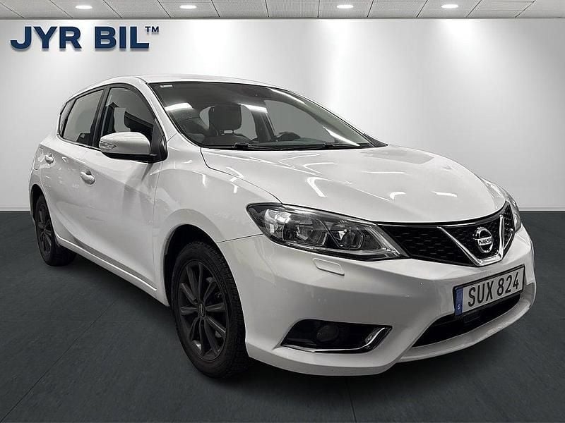 Vit Begagnad 2017 Nissan Pulsar Halvkombi | 109 700 kr (Marknadspris) - Bild 1/4
