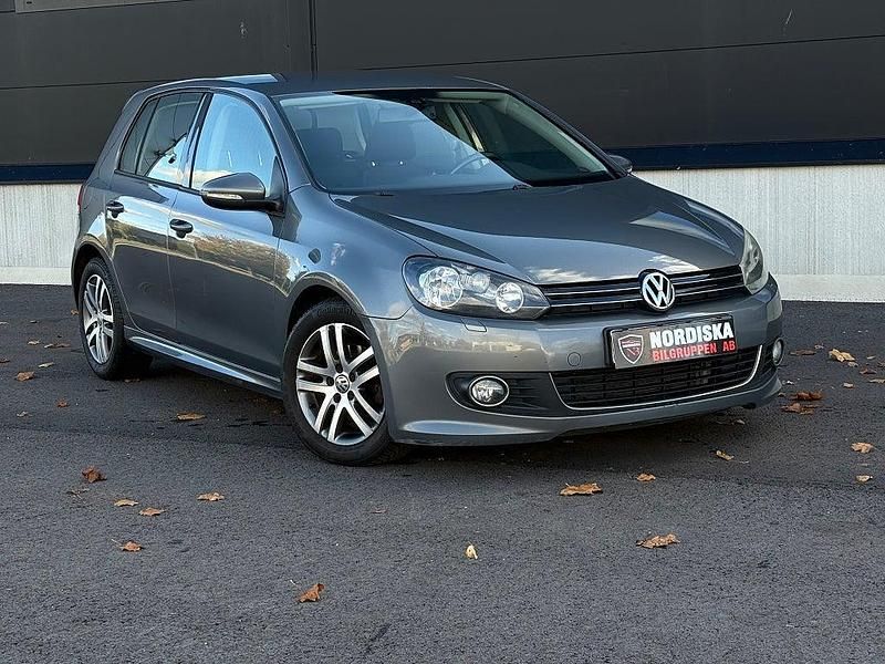 Begagnad VW Golf VII 105 HK (77 kW) 2012 Grå Halvkombi