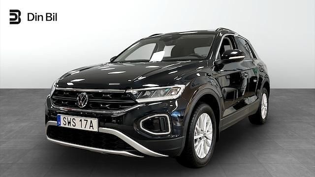 Svart Begagnad 2022 VW T-Roc Life SUV | 264 900 kr (Marknadspris) - Bild 1/4