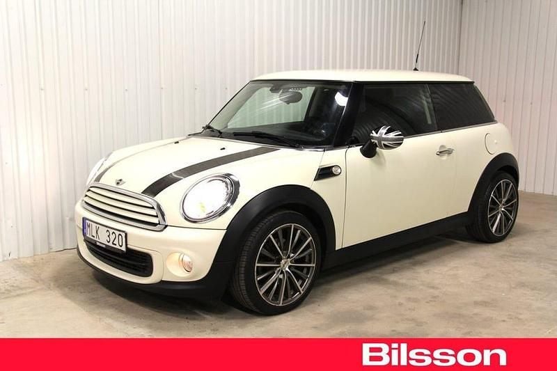 Vit Begagnad 2013 Mini ONE Halvkombi | 85 000 kr - Bild 1/4