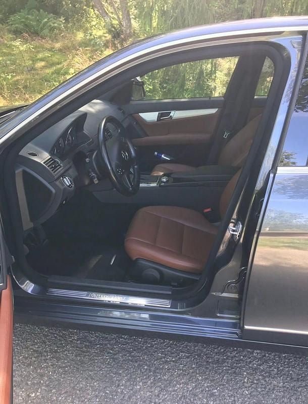 Begagnad Mercedes C180 156 HK (114 kW) 2010