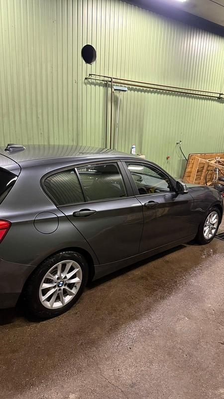 Begagnad BMW 118 185 HK (136 kW) 2012 Halvkombi