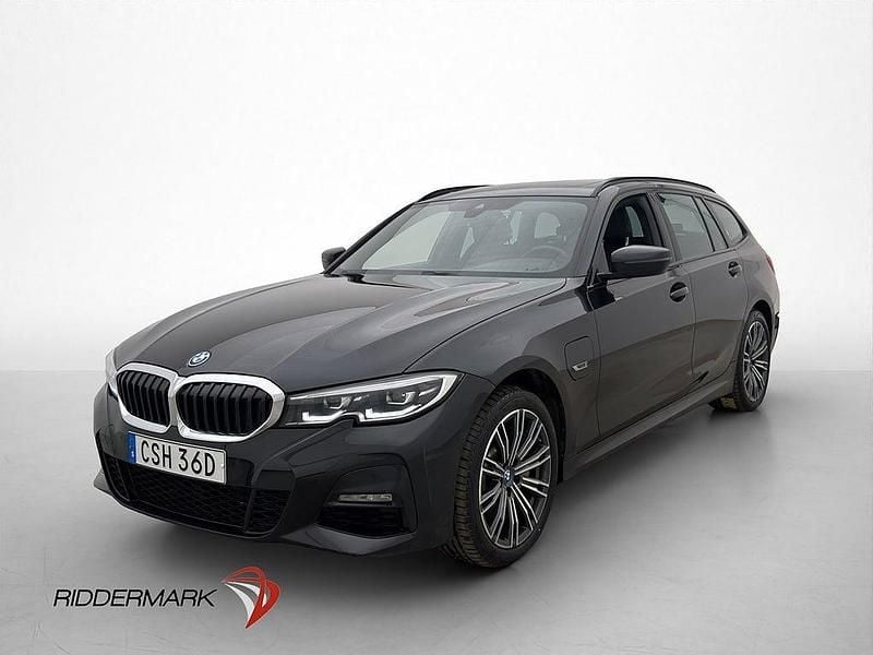 Begagnad BMW 330e M Sport 184 HK (135 kW) 2021 Svart Kombi