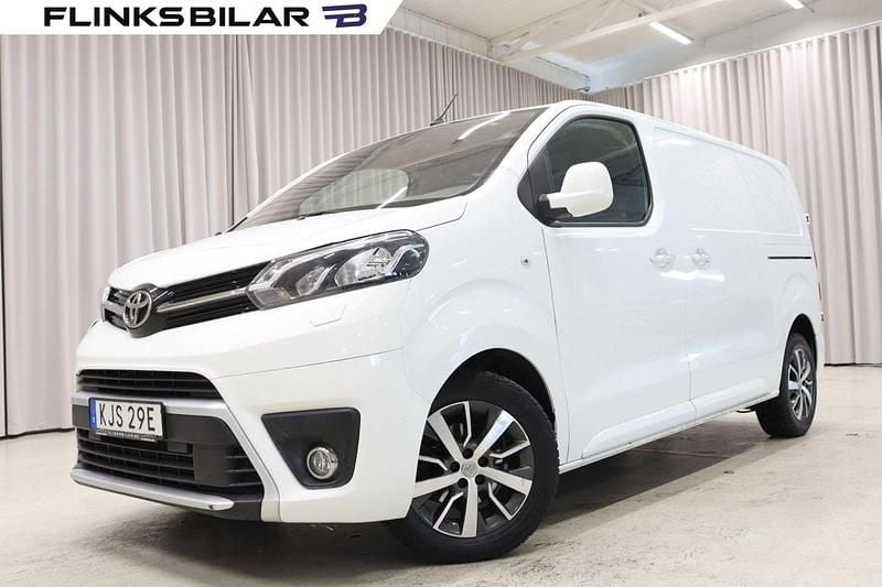 Vit Begagnad 2020 Toyota Proace Van | 199 900 kr (Superpris) - Bild 1/4