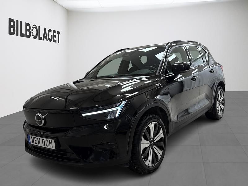 Begagnad Volvo XC40 Single Motor 175 kW (238 HK) 2022 Svart SUV