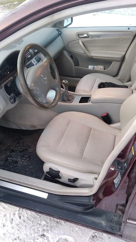 Begagnad Mercedes C180 143 HK (105 kW) 2007