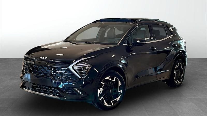 Svart (black) Ny 2025 Kia Sportage GT-Line SUV | 478 540 kr (Marknadspris) - Bild 1/4