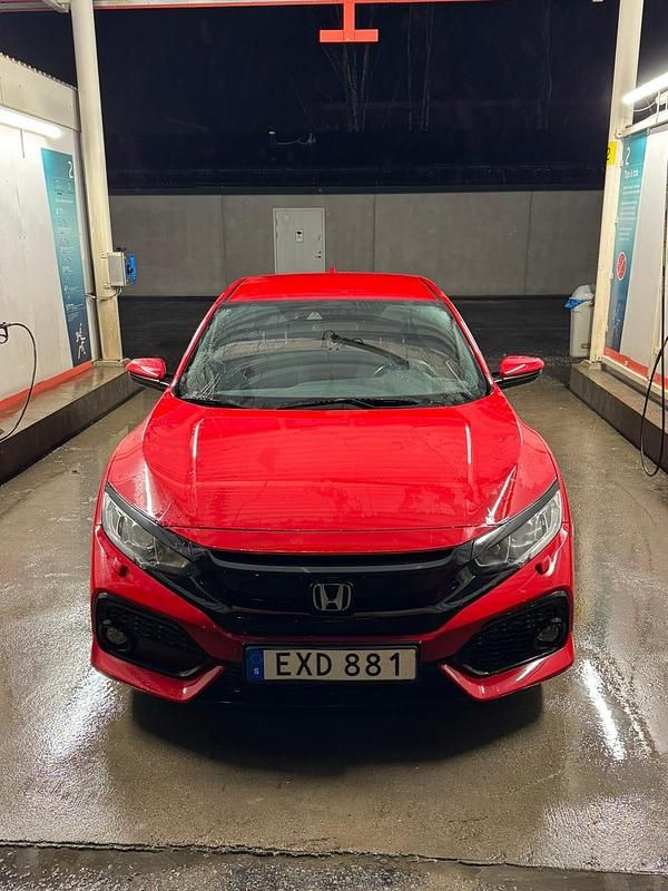 Begagnad Honda Civic 120 HK (88 kW) 2018 Halvkombi