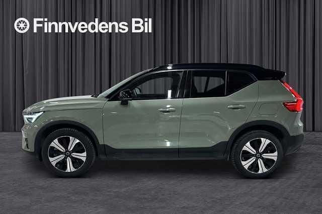 Begagnad Volvo XC40 Plus 175 kW (238 HK) 2022 Grön SUV
