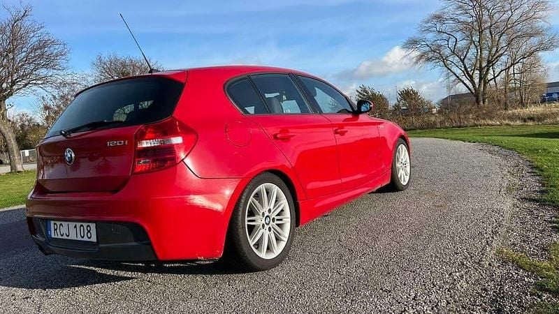 Begagnad 2008 BMW 120 Halvkombi | 89 900 kr (Dyr) - Bild 1/4