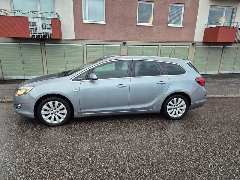 Begagnad 2012 Opel Astra Kombi | 39 500 kr (Marknadspris) - Bild 1/4