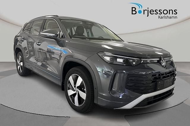 Grå Ny 2025 VW Tayron Life SUV | 499 000 kr - Bild 1/4