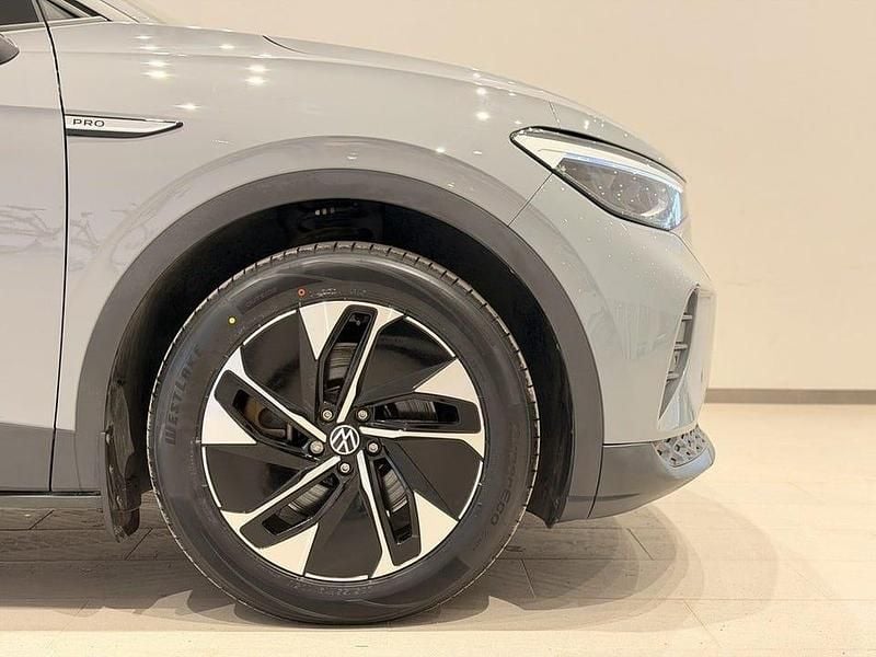 Begagnad VW ID.4 Pro Performance 150 kW (204 HK) 2023 Grå SUV