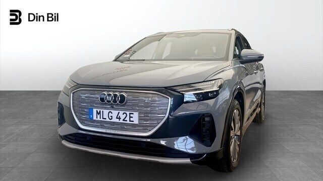 Grå Begagnad 2022 Audi Q4 e-tron Advanced Plus SUV | 369 000 kr (Lite dyr) - Bild 1/4