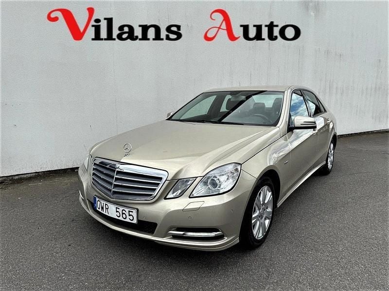 Ljusbrun (brun) Begagnad 2012 Mercedes E200 Classic Sedan | 79 900 kr (Bra pris) - Bild 1/4