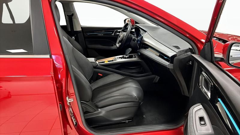 Begagnad MG MG5 EV 130 kW (177 HK) 2022 Röd Kombi