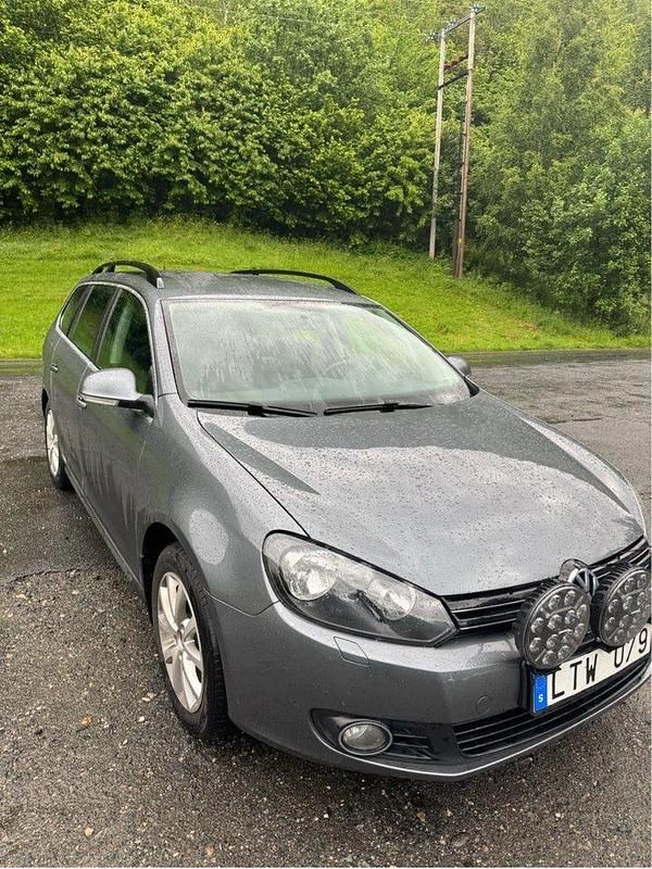 Begagnad 2011 VW Golf VI Kombi | 57 000 kr (Marknadspris) - Bild 1/4