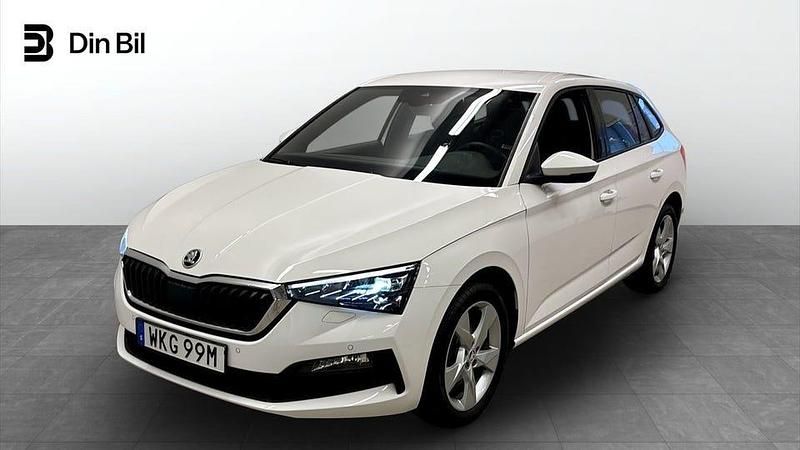 Vit Begagnad 2022 Skoda Scala Style Halvkombi | 194 900 kr (Marknadspris) - Bild 1/4