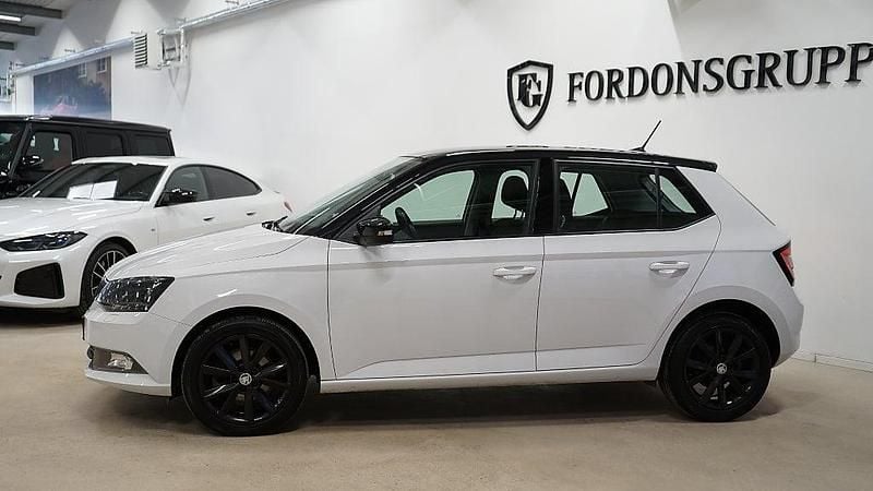 Begagnad Skoda Fabia Style 110 HK (80 kW) 2018 Vit Halvkombi