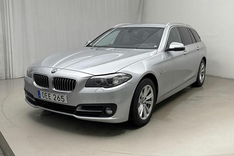 Begagnad BMW 520 190 HK (139 kW) 2017 Silver Kombi