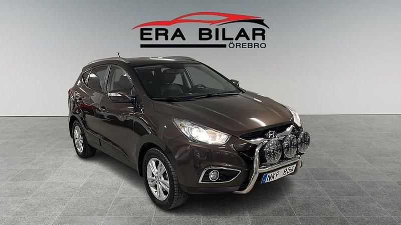 Brun Begagnad 2013 Hyundai ix35 SUV | 69 800 kr (Marknadspris) - Bild 1/4