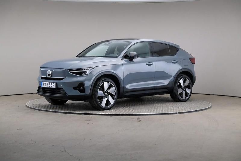 Thunder grey (metallic) Begagnad 2022 Volvo C40 Plus SUV | 309 000 kr (Marknadspris) - Bild 1/4