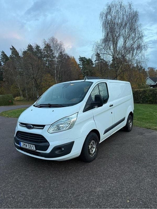 Vit Begagnad 2014 Ford Transit Custom | 47 000 kr - Bild 1/4