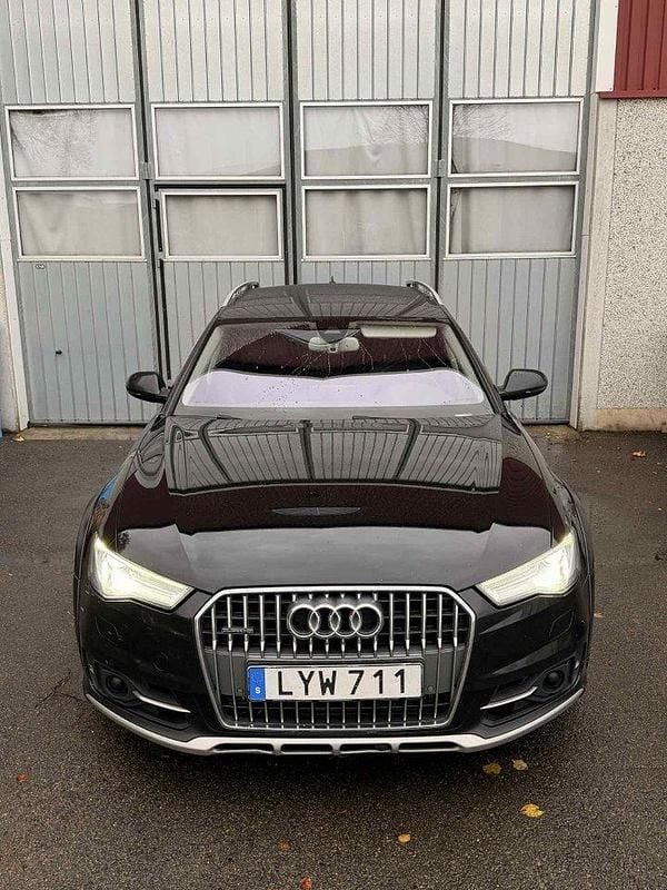 Svart Begagnad 2016 Audi A6 Allroad Ambition Kombi | 170 000 kr (Bra pris) - Bild 1/4