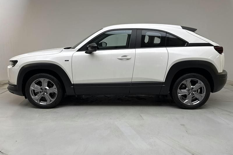 Begagnad Mazda MX30 106 kW (145 HK) 2022 Vit SUV