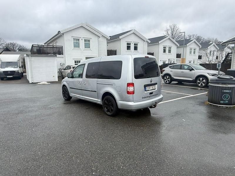 Begagnad VW Caddy Maxi Life Life 105 HK (77 kW) 2008 Minibuss