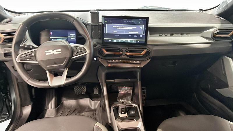 Begagnad Dacia Duster Extreme 94 HK (69 kW) 2024 Grön Halvkombi