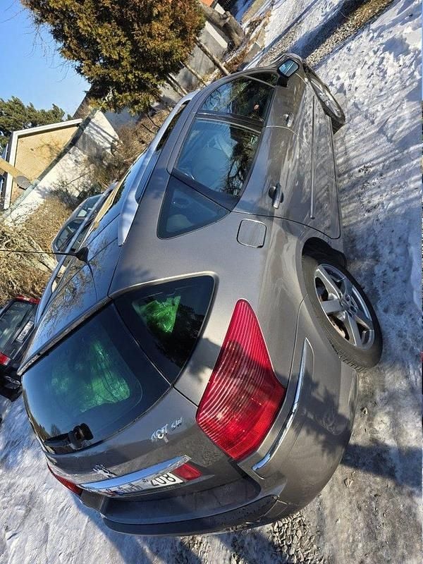Begagnad Peugeot 407 163 HK (119 kW) 2007 Ljusgrå Kombi