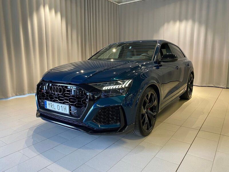 Blå Begagnad 2022 Audi RS Q8 SUV | 1 189 900 kr (Marknadspris) - Bild 1/4