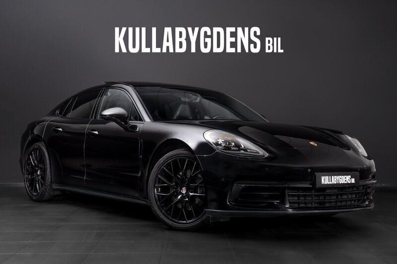Svart Begagnad 2017 Porsche Panamera 4 Sport Sedan | 519 000 kr (Dyr) - Bild 1/4