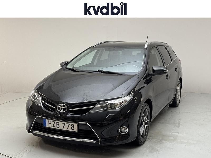 Svart Begagnad 2015 Toyota Auris Touring Sports Kombi | 156 000 kr - Bild 1/3